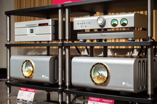 kaiyun中国官方网站豪横且高性价比的百万系统——大丹Progression前后级+Magico S3MKIII(图2)