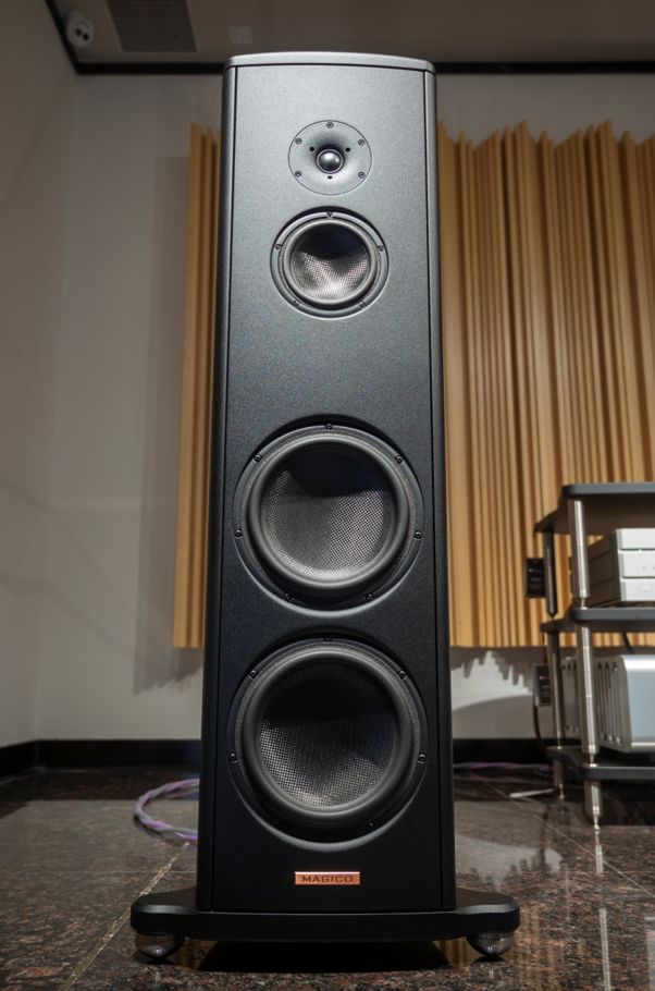 kaiyun中国官方网站豪横且高性价比的百万系统——大丹Progression前后级+Magico S3MKIII(图9)
